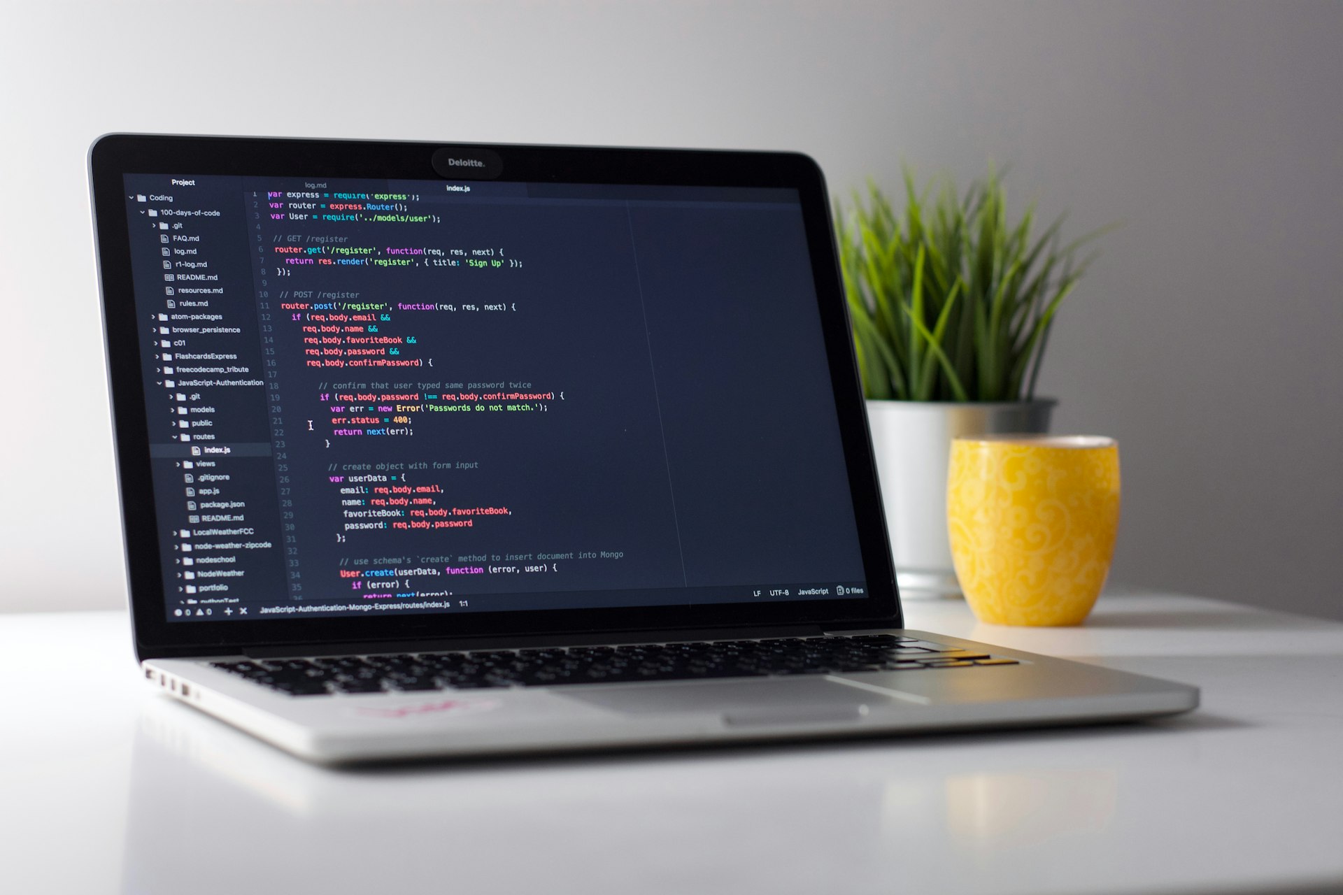 Code et design web sur écran